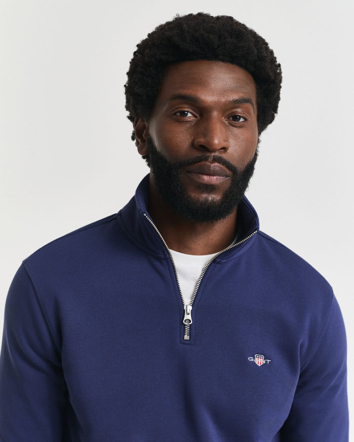 Shield Half-Zip Sweatshirt in Navy
