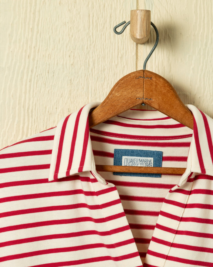 Short Sleeve Inlet in Off White/Red