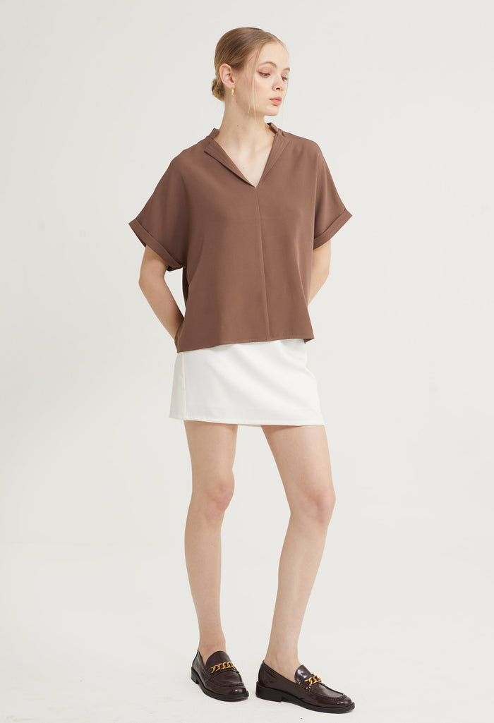 Sleek Comfort Folded Short Sleeves Top