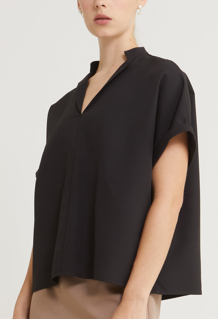 Sleek Comfort Folded Short Sleeves Top