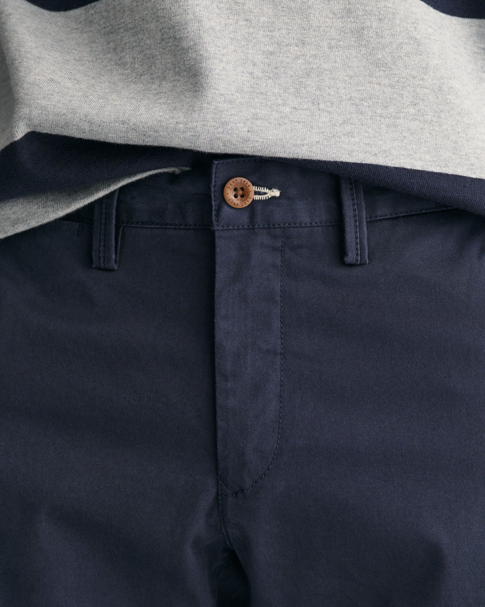Slim Fit Twill Chinos in Marine