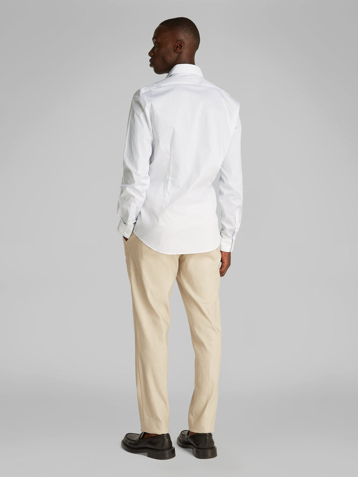 Slim Poplin Dress Shirt in White