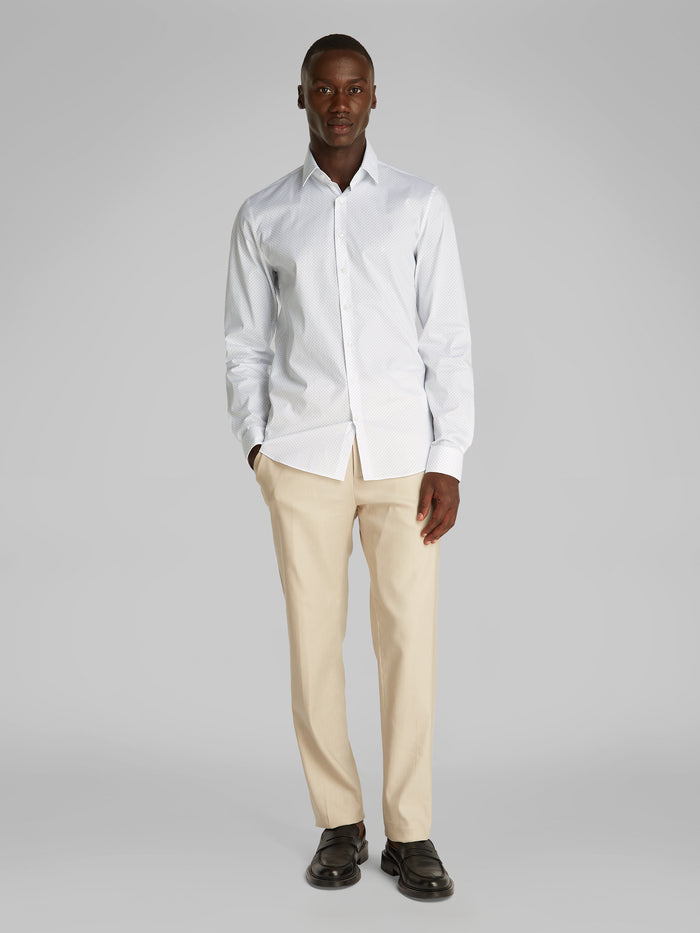 Slim Poplin Dress Shirt in White