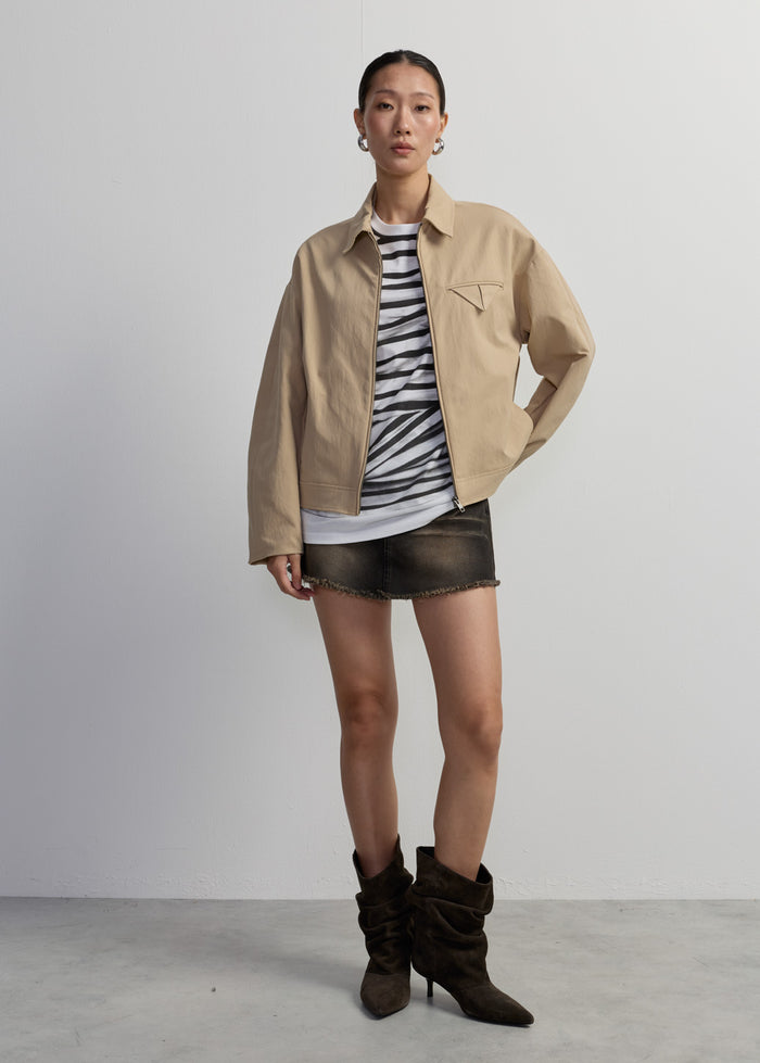 STRIPED GRAPHIC OVERSIZED TEE