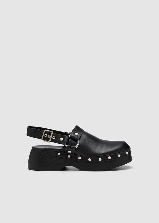 STUDDED PLATFORM CLOGS SANDALS