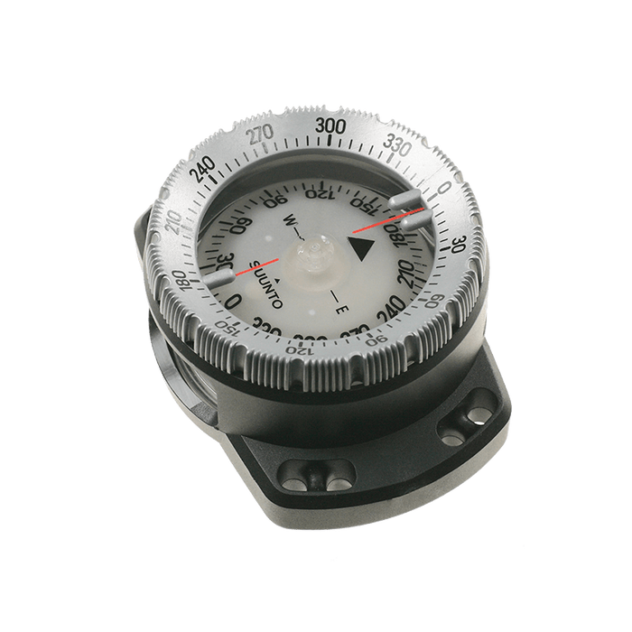 Suunto SK8 dive compass with bungee mount, northern hemisphere, alternative angle