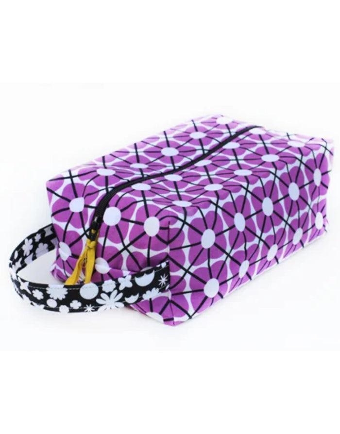 Triplizip Zipper Pouch Paper Sewing Pattern, Jeni Baker
