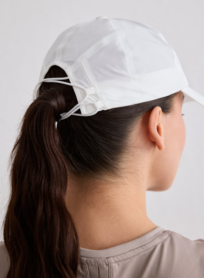 White Le Run Running Cap