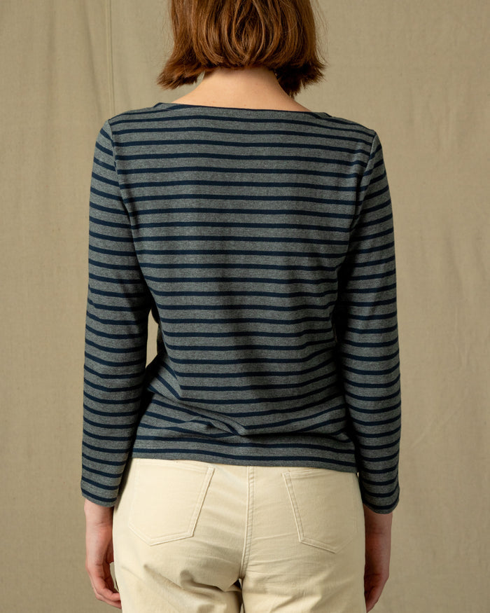 Women’s Breton Stripe Boatneck Tee in Heather Grey/Navy