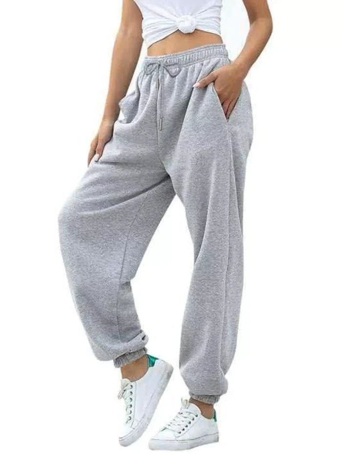 Pocketed women's joggers with a drawstring design and loose fit for casual outfits, relaxed weekends, errands and travel days