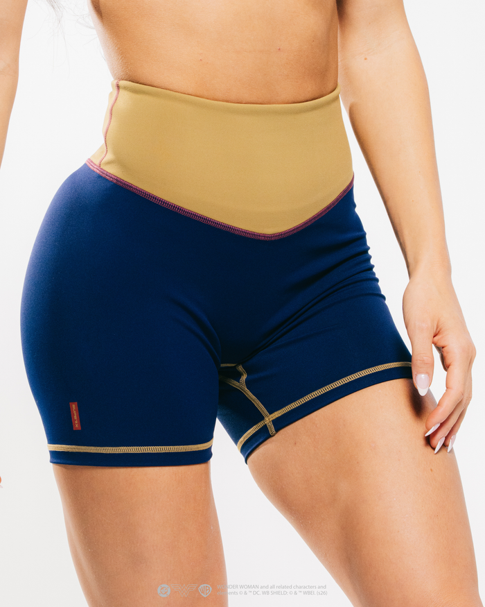 WONDER WOMAN PERFORMANCE BIKER SHORTS 1 of 300